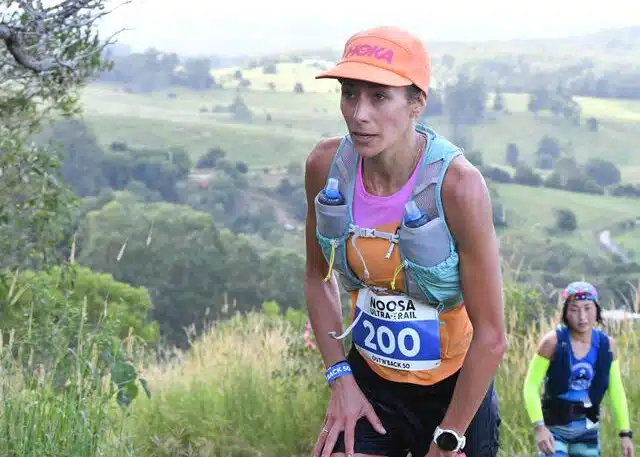 Kellie Run Turn Crop